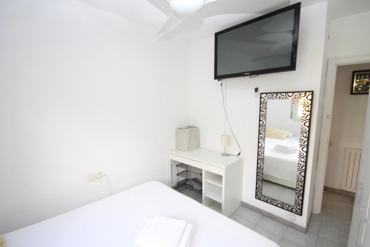 Casa En Masnou Junto A Playa Y Tren Villa ภายนอก รูปภาพ