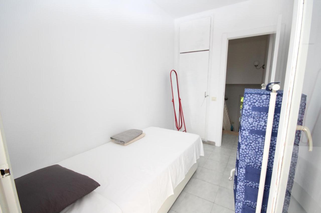 Casa En Masnou Junto A Playa Y Tren Villa ภายนอก รูปภาพ