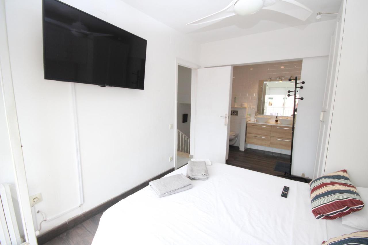 Casa En Masnou Junto A Playa Y Tren Villa ภายนอก รูปภาพ